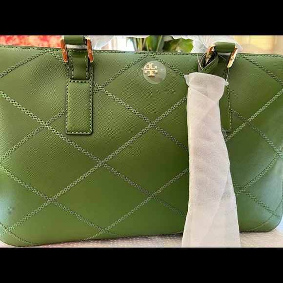 Brand New Tory Burch Robinson Satchel - Picture 2 of 5